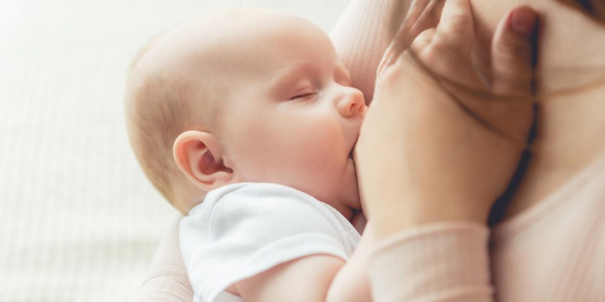 Грудне вигодовування чи суміш